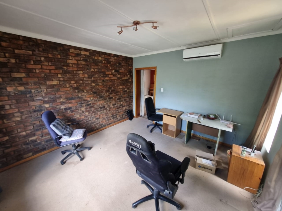 3 Bedroom Property for Sale in Colesberg Northern Cape